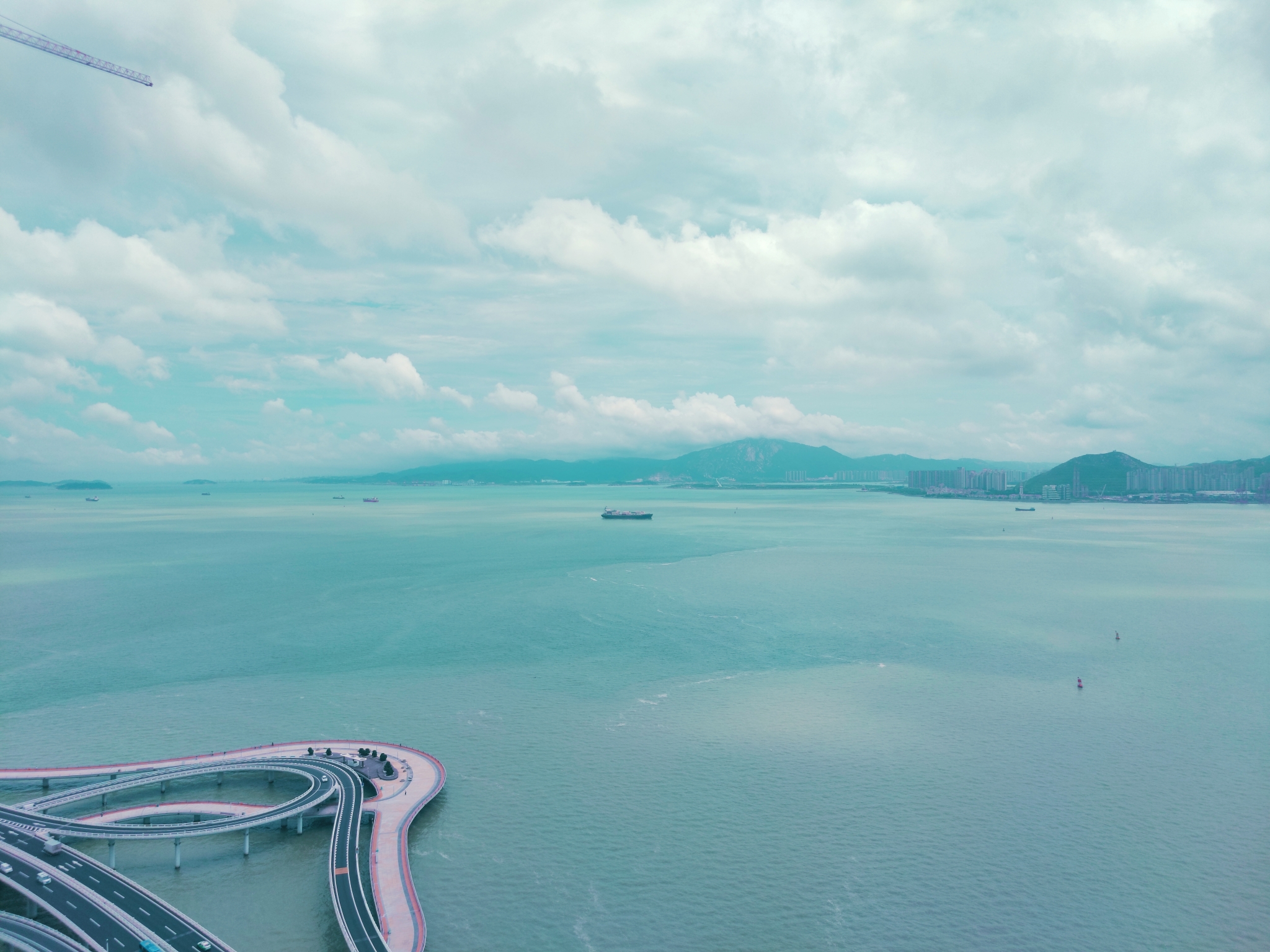 公寓窗外的风景.jpg